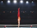 体操世锦赛：中国男团晋级决赛
